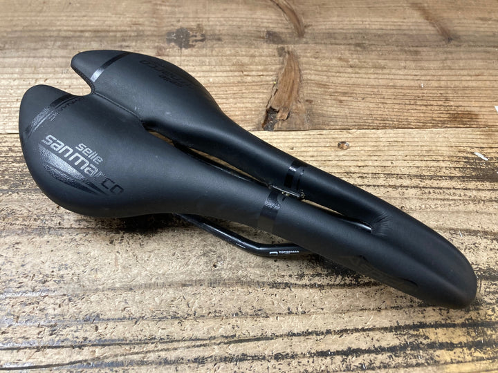 JX030 サンマルコ san marco Aspide Dynamic サドル 黒 NARROW MANGANESEレール