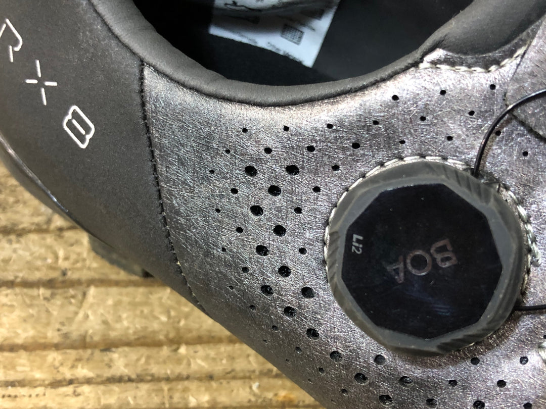 JP754 シマノ SHIMANO RX8 SHRX801M ビンディングシューズ 黒グレー EU42 SPD