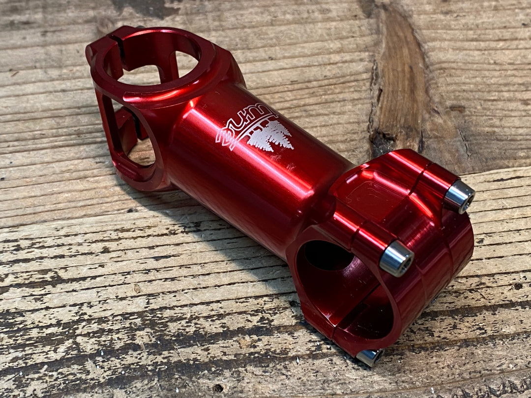 JO829 TUNE Geiles Teil 4.0 Stem アルミ ステム 赤 85mm Φ31.8 OS