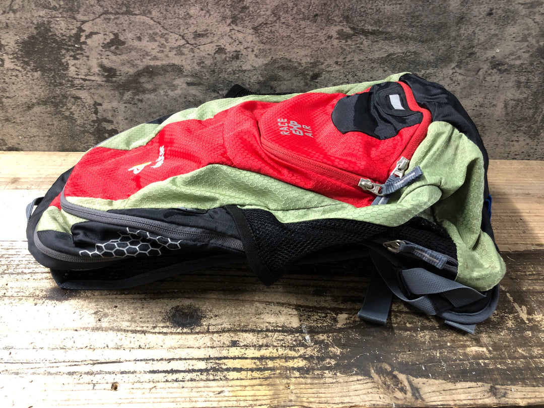 JS644 ドイター deuter レース Race EXP AIR リュック バックパック 赤 黒 カーキ