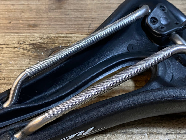 KB003 SELLE SMP hell サドル aisi304レール 144mm
