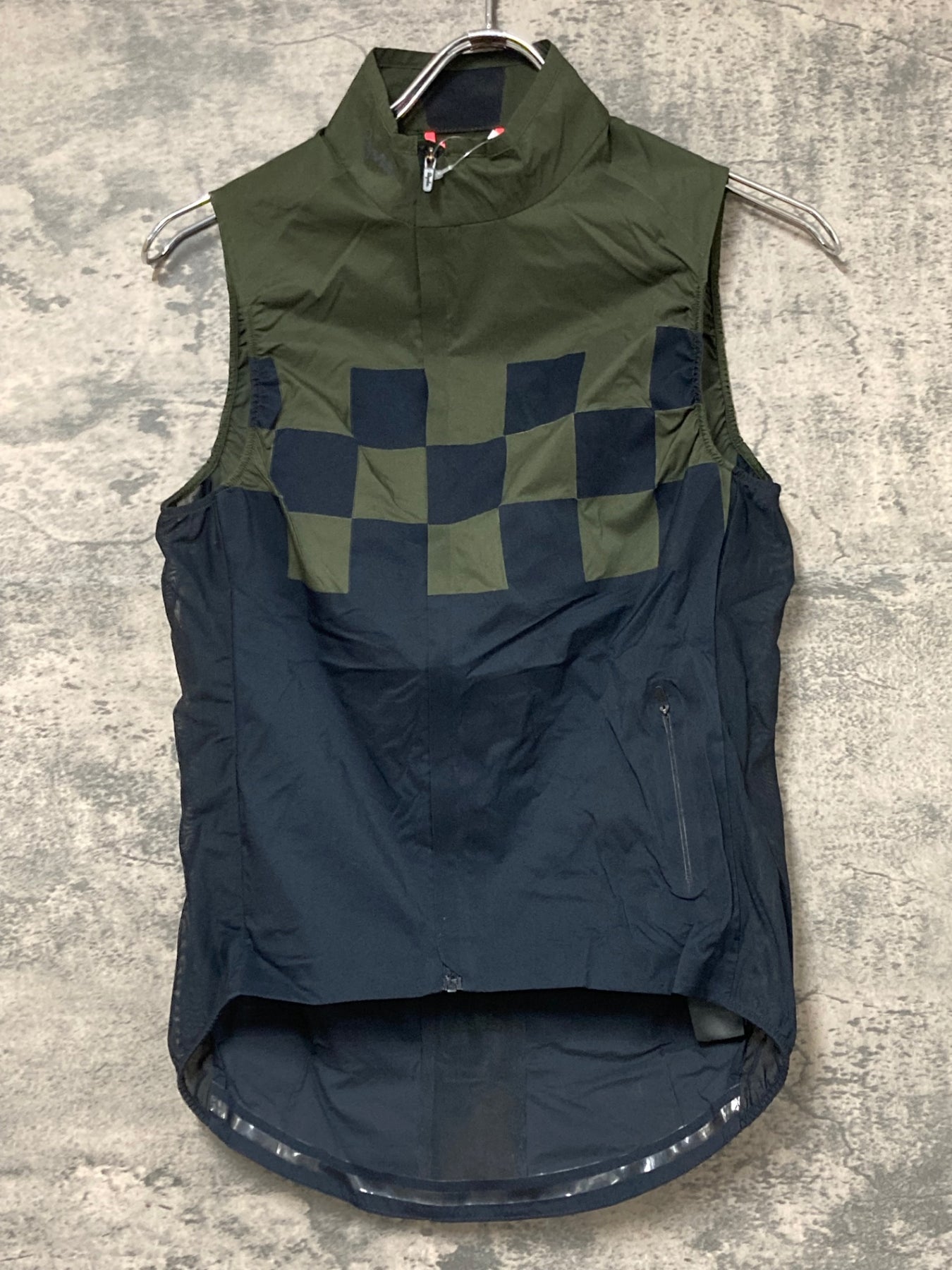 JW706 ラファ Rapha CHECK CLASSIC GILET サイクルベスト ジレ 黒