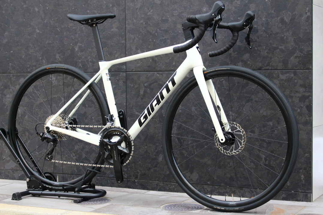 ジャイアント GIANT TCR Advanced 2 KOM 2025モデル Sサイズ シマノ 105 R7100 12S カーボン ロードバイク 【福岡店】