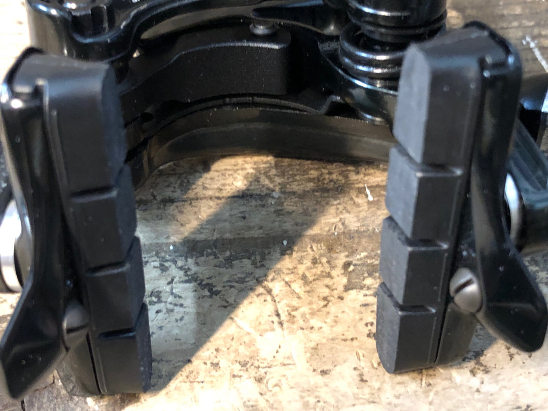 JR336 シマノ SHIMANO デュラエース DURA-ACE BR-R9200-F キャリパーブレーキ フロント