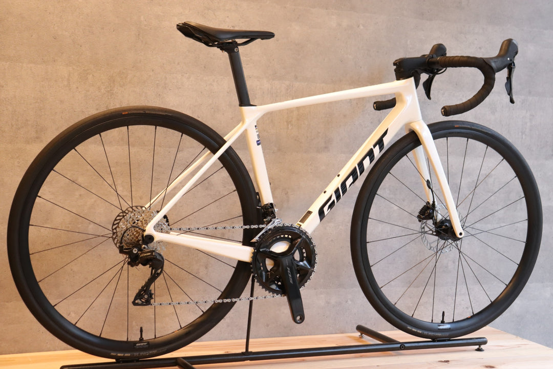 ジャイアント GIANT TCR Advanced 2 KOM 2025モデル Sサイズ シマノ 105 R7100 12S カーボン ロードバイク 【さいたま浦和店】
