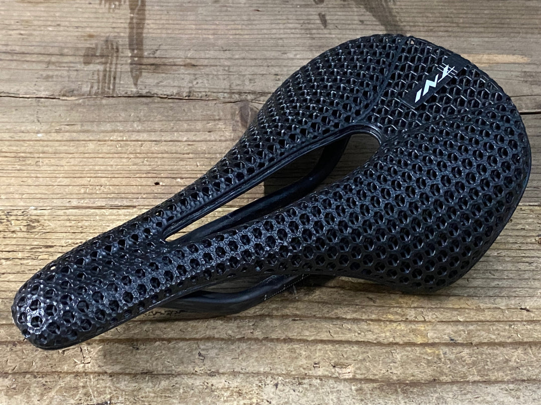 KL123 TNi 3D PRINTING SADDLE サドル 黒 カーボンレール