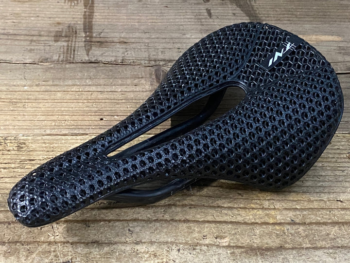 KL123 TNi 3D PRINTING SADDLE サドル 黒 カーボンレール