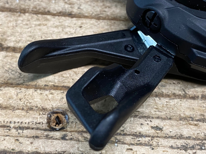 JJ024 シマノ SHIMANO ディオーレ DEORE SL-M5100 サムシフター 11s バンドなし