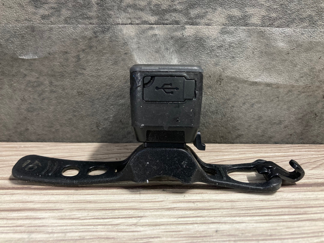 JX436 ボントレガー BONTRAGER FLARE R CITY リアライト 点灯確認済 ※ゴム部劣化
