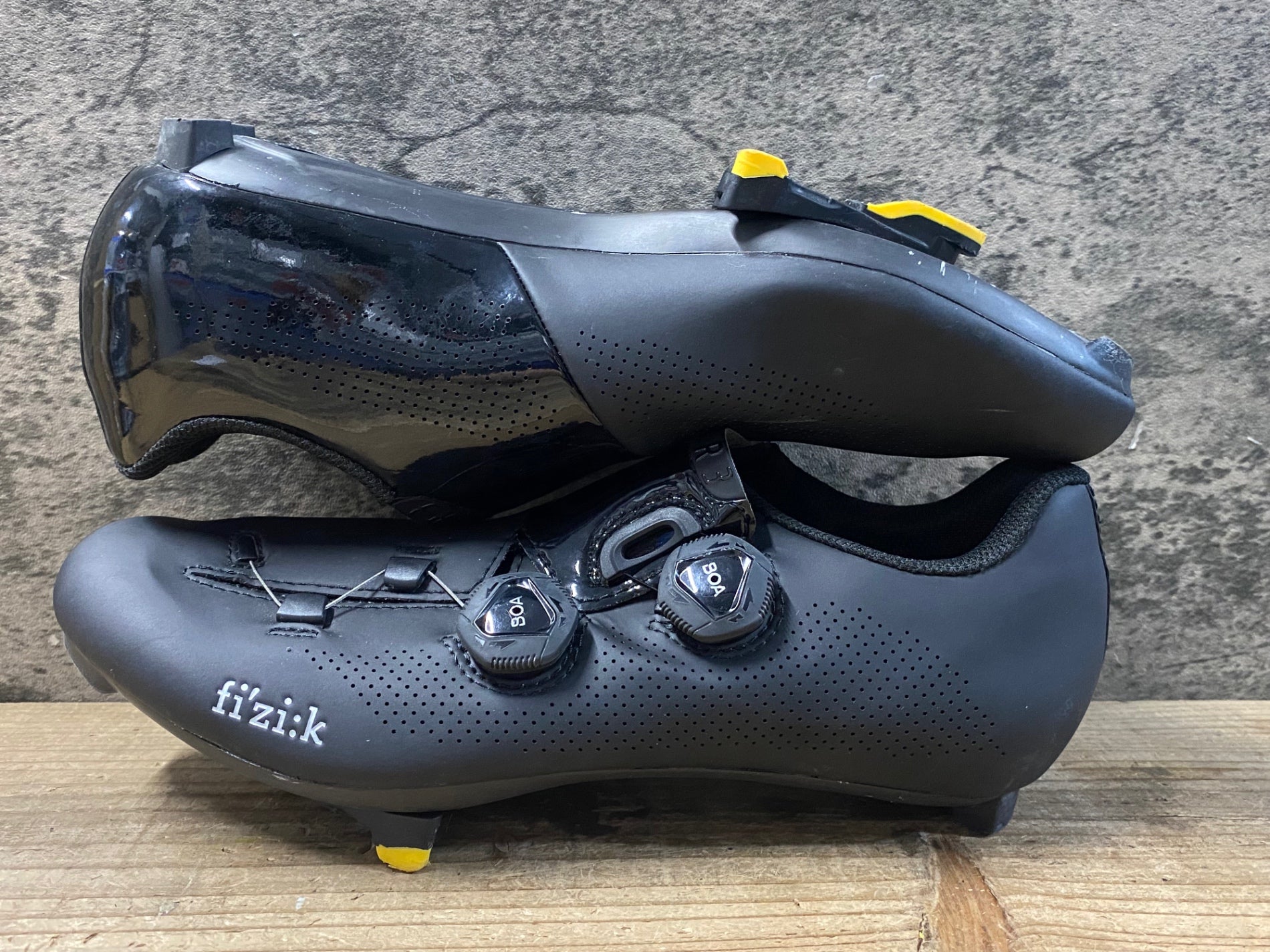 KB920 フィジーク fizik ARIA R3 ビンディングシューズ 黒 EU42 – BICI