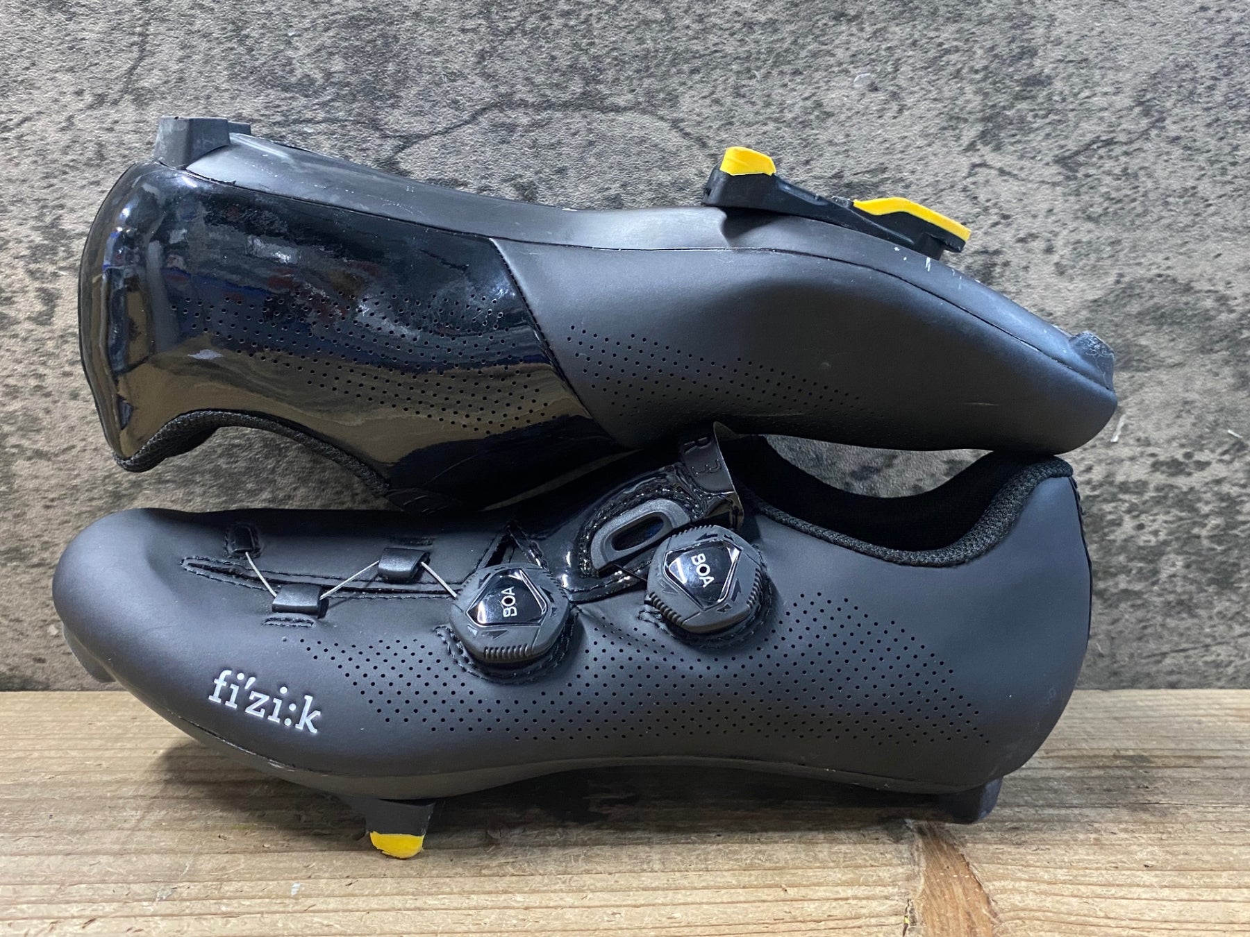 KB920 フィジーク fizik ARIA R3 ビンディングシューズ 黒 EU42 – BICI