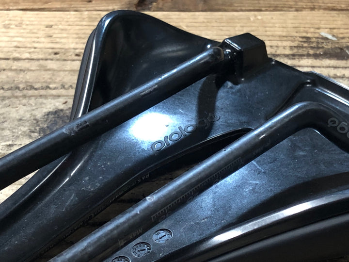 KN136 プロロゴ PROLOGO ナゴ NAGO R4 PAS NACKレール 147mm