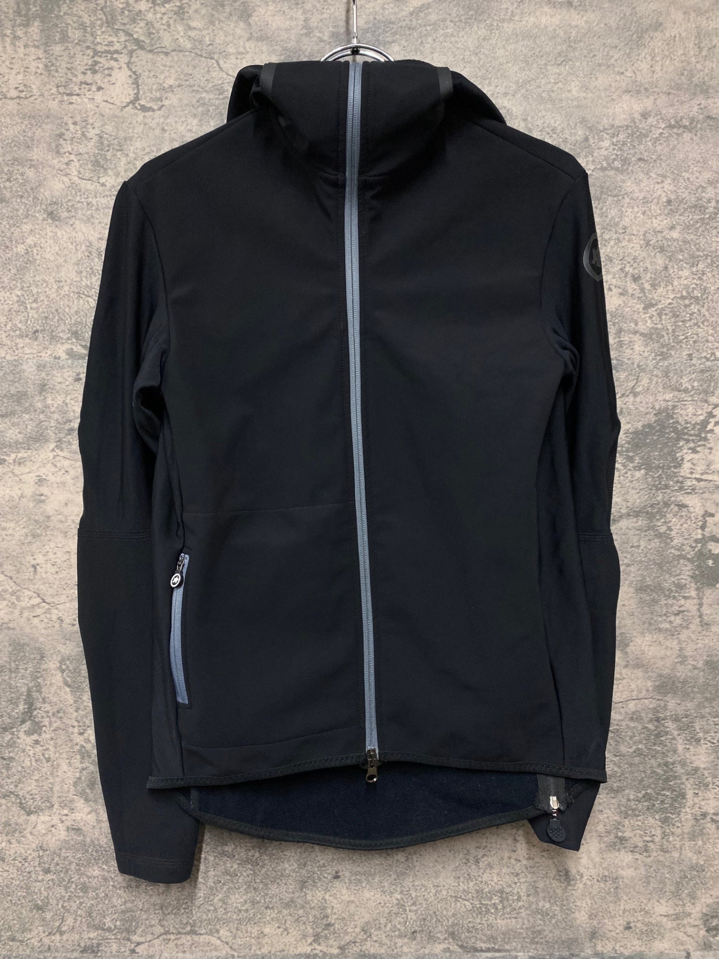 アソスASSOS TRAIL WINTER ジャケット 黒 アソスASSOS TRAIL WINTER ジャケット 黒