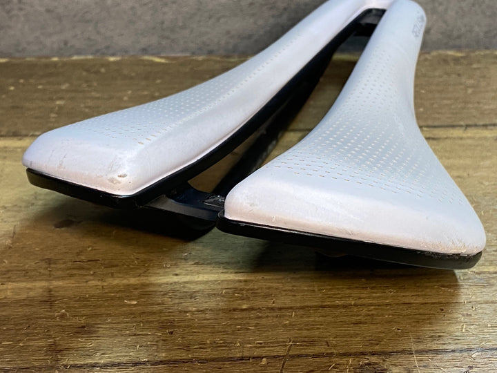 JO409 ボントレガー BONTRAGER AEOLUS PRO カーボンレール サドル 145mm 白
