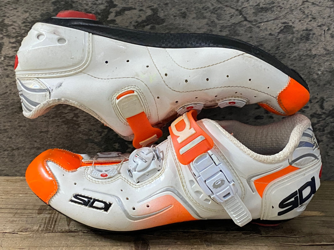 KM354 シディ SIDI WIRE CARBON ビンディングシューズ ホワイト オレンジ 40 3穴 ※固定バンド2色付属、サイド削れ傷