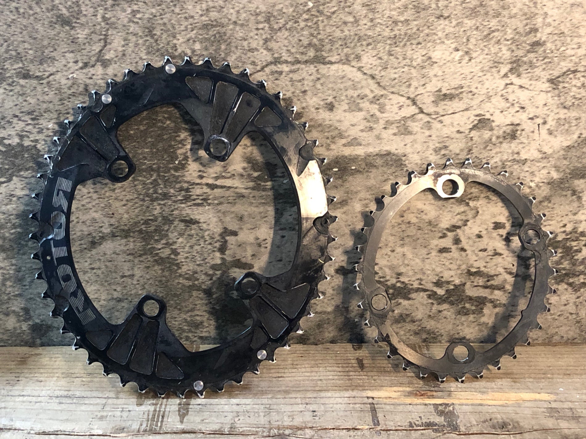 JU060 ローター ROTOR Q-RINGS チェーンリング 50/34T 楕円 BCD110 4