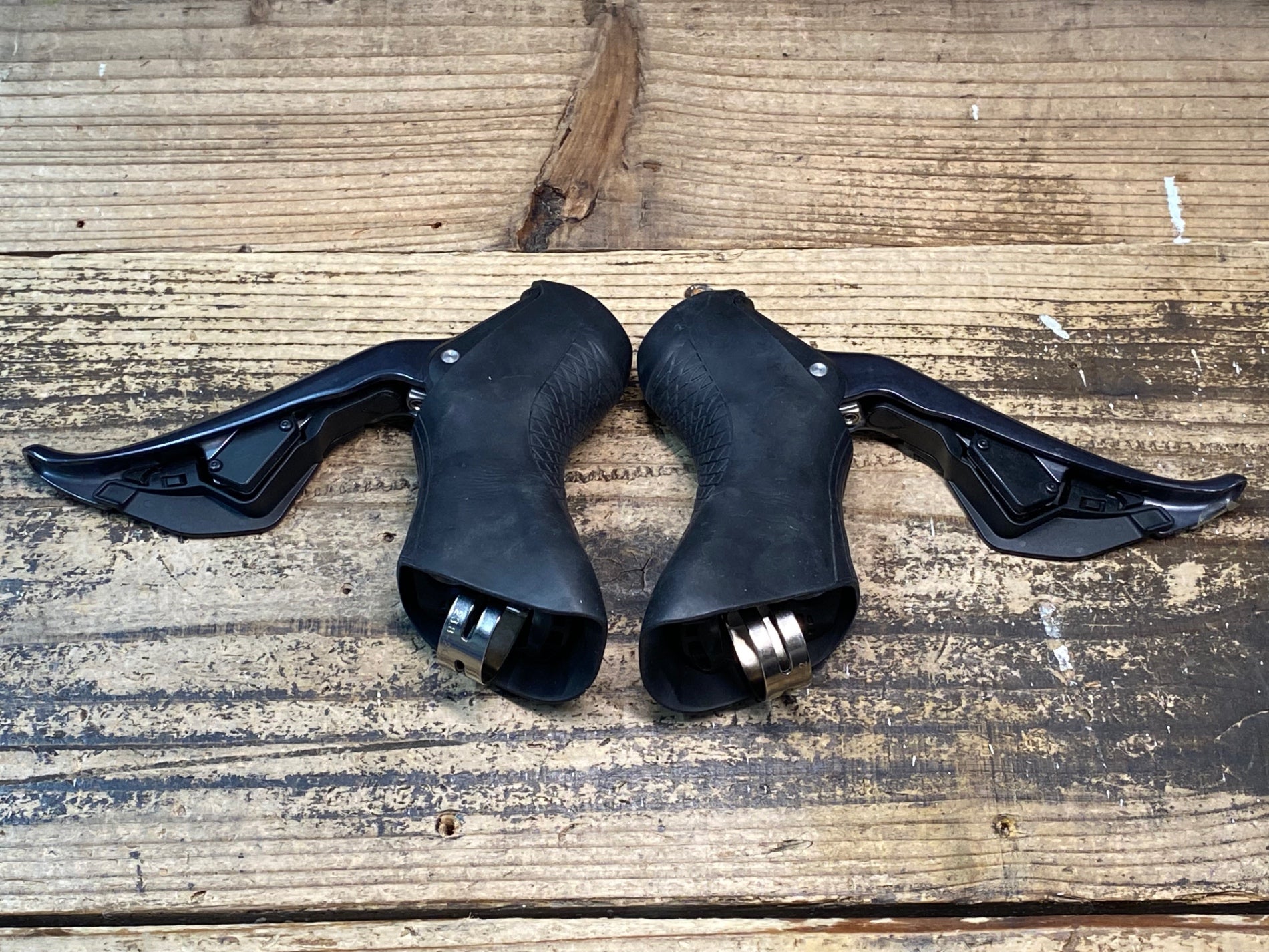 シマノ アルテグラ ST-R8070 油圧 電動 Di2 STIレバー シマノ ST-R8070 STIレバー デュアルコントロールレバー Di2 油圧