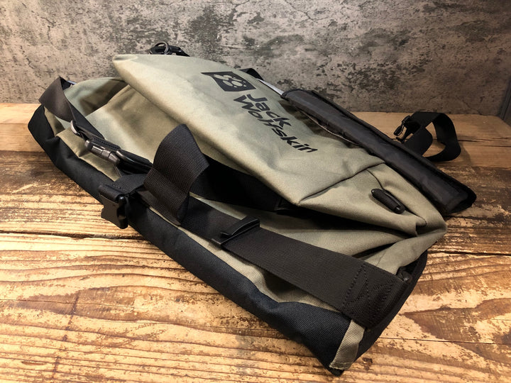 KE574 ジャックウルフスキン Jack Wolfskin スリングバッグ カーキ