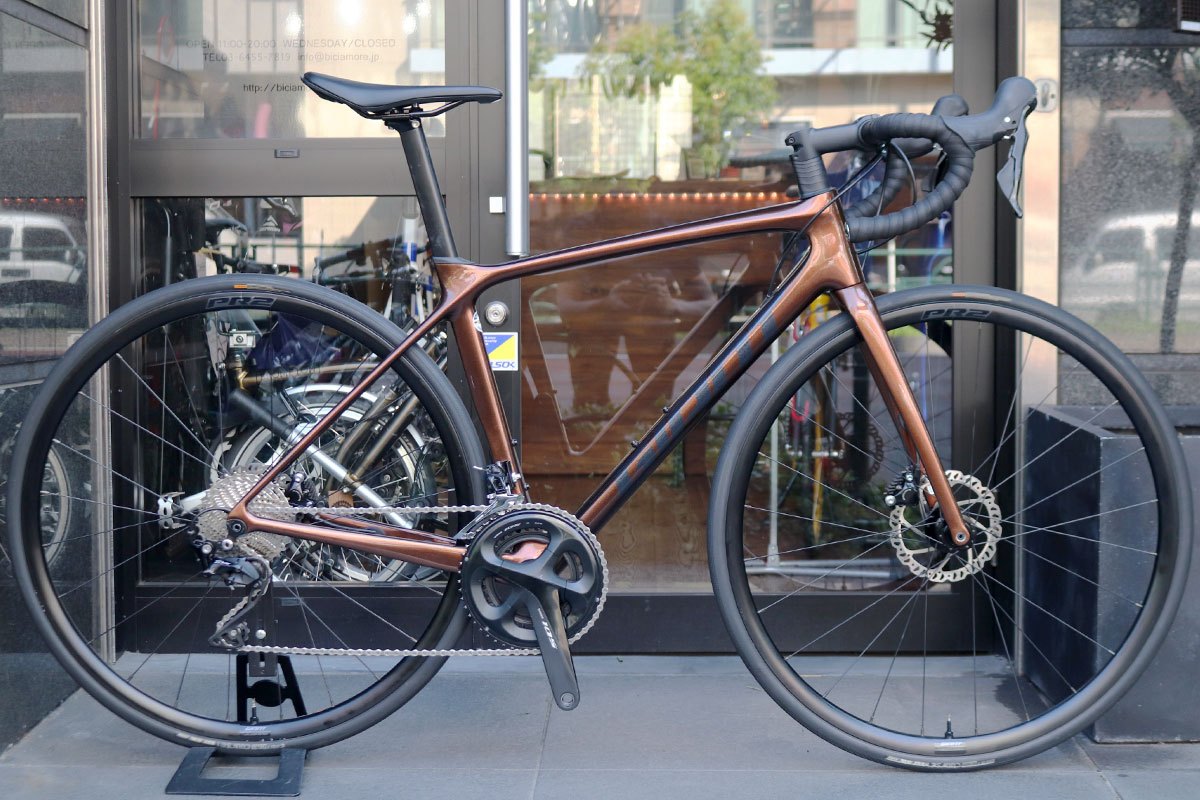 ジャイアント GIANT TCR アドバンスド ADVANCED 2 DISC KOM 2022 Sサイズ シマノ 105 カーボン ロードバイク  【東京南麻布店】