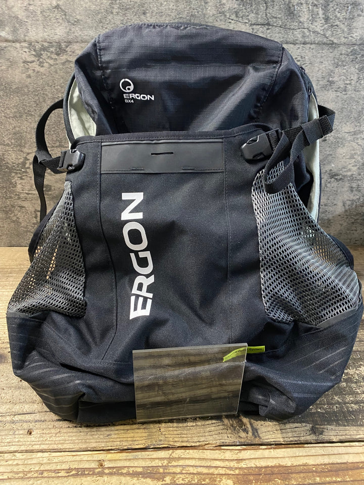 KE118 エルゴン ERGON BX4 リュックサック バックパック 黒