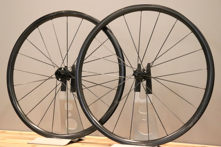 未使用 エレリサーチ ERE RESEARCH ジーナス GENUS SL30-R DISC シマノ11S/12S カーボン チューブレスレディ ホイールセット 21C 【仙台店】