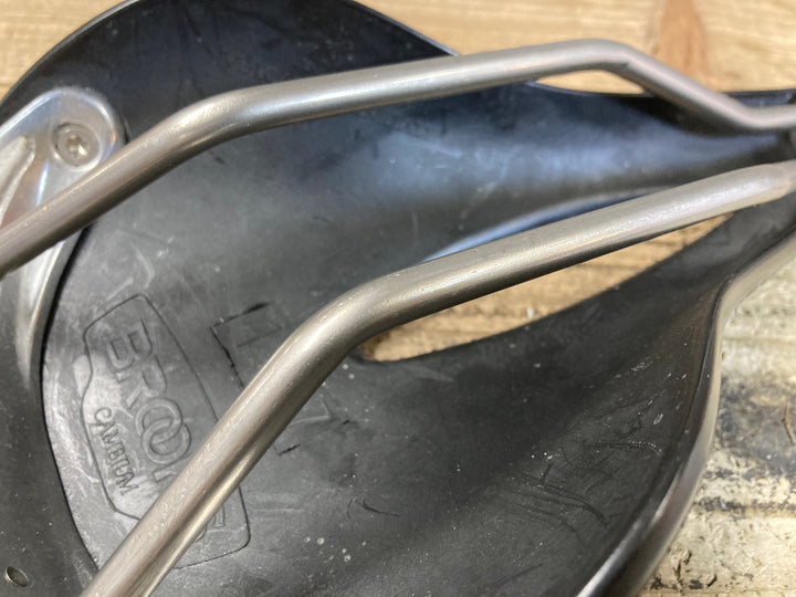 JU519 ブルックス BROOKS CAMBIUM CARVED C15 サドル 茶
