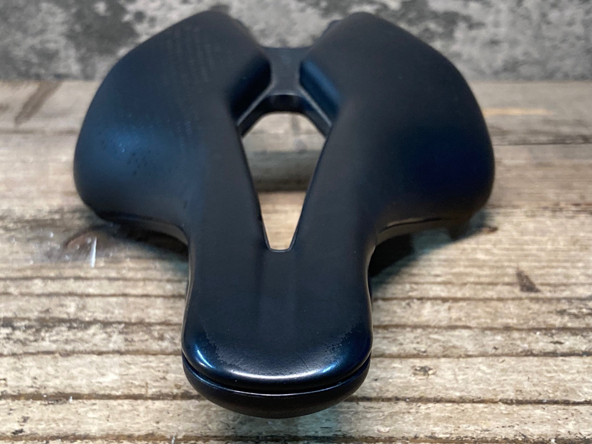 ぽん★　0823 JH394 モスト MOST LYNX NS サドル カーボンレール ※レール傷