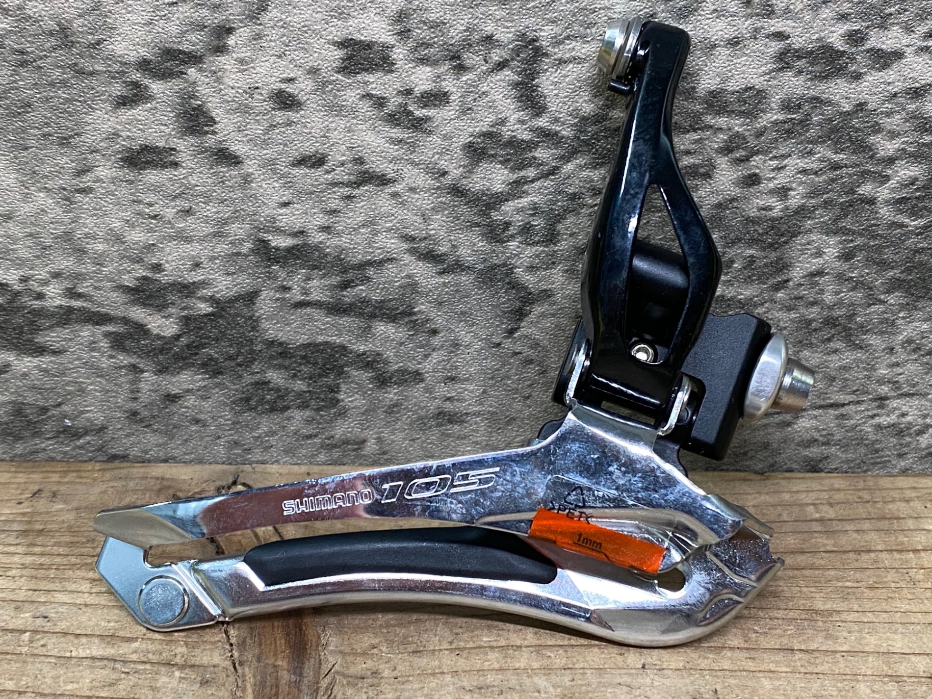 JA115 シマノ SHIMANO 105 FD-5800 直付 フロントディレイラー 直付