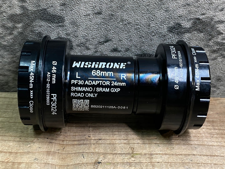 JM718 ウィッシュボーン WISHBONE BPF3024 ボトムブラケット BB 黒 Φ46 PF30 スピンドル径Φ24