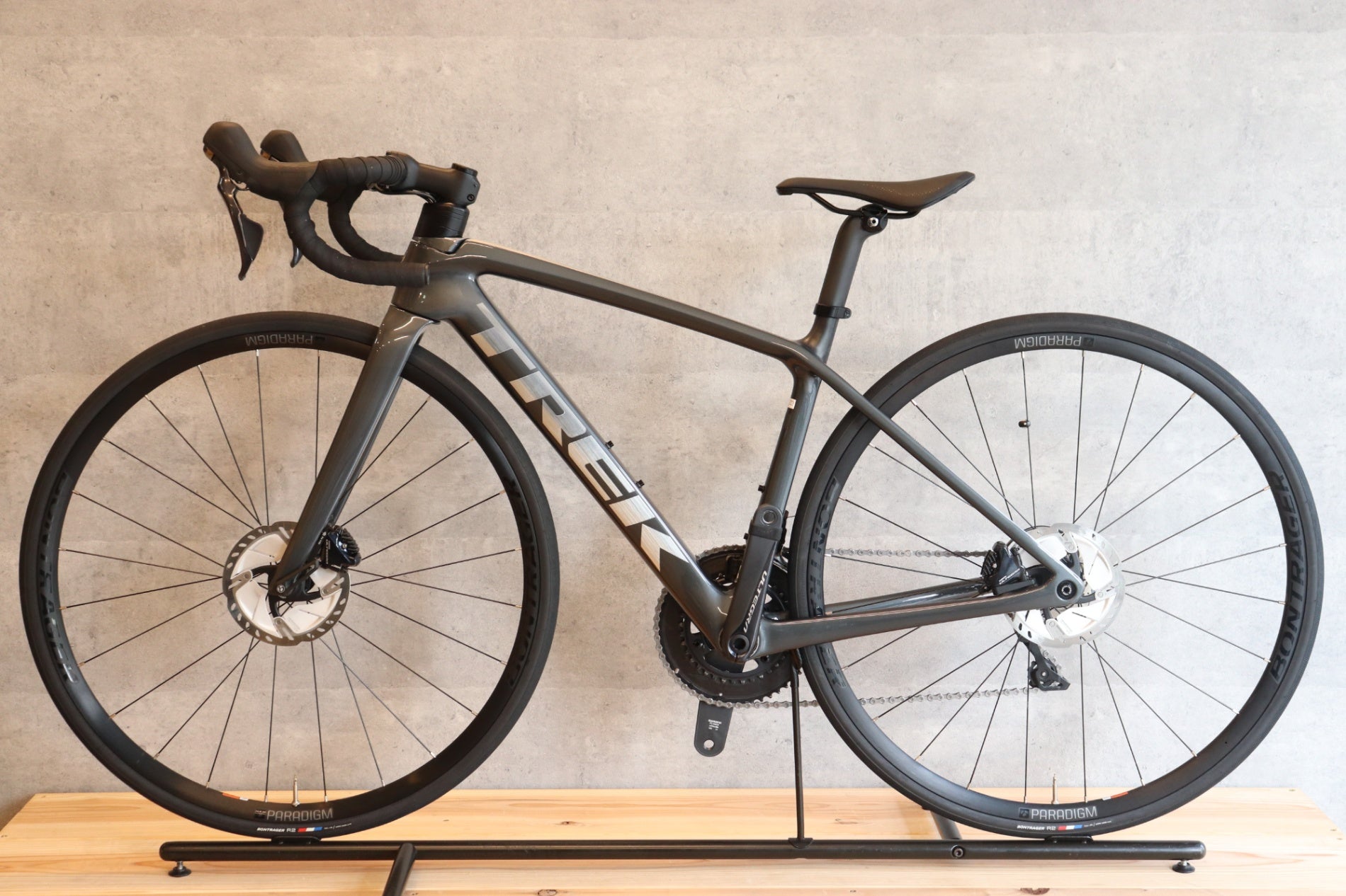 トレック TREK エモンダ EMONDA SL6 DISC 2021モデル シマノ