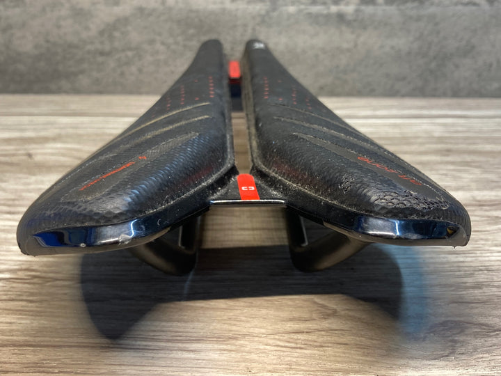 JJ664 ボントレガー BONTRAGER HILO XXX サドル 黒 カーボンレール ※座面加水分解、レール固定傷大のためジャンク