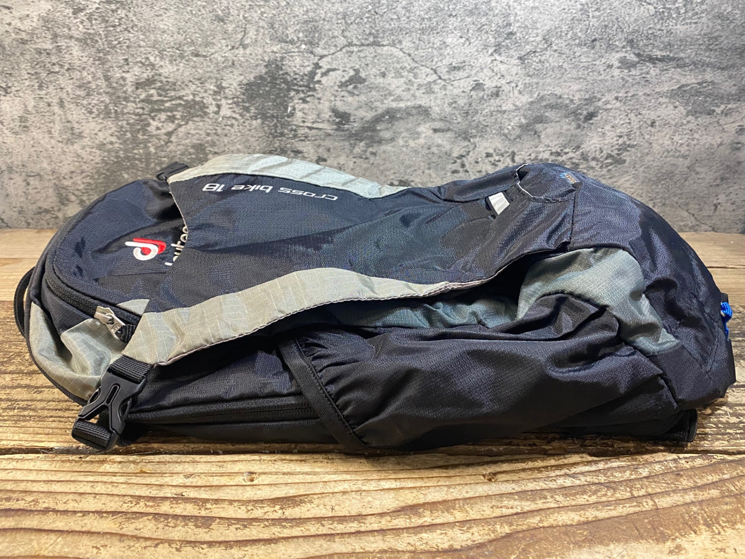 KC568 ドイター deuter CROSS BIKE 18 リュックサック バックパック 黒
