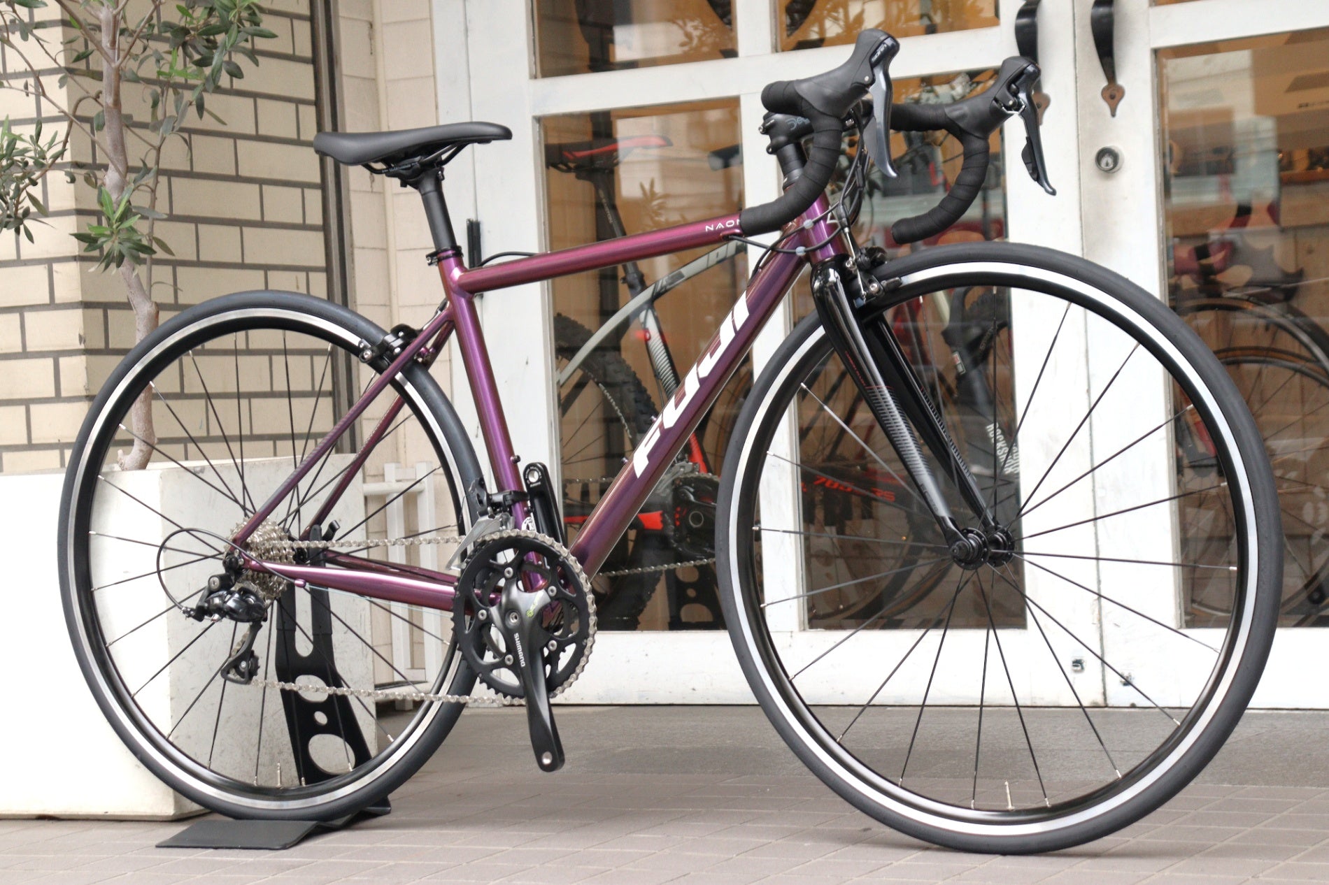 フジ FUJI ナオミ NAOMI 2022モデル XSサイズ シマノ ソラ R3000 MIX