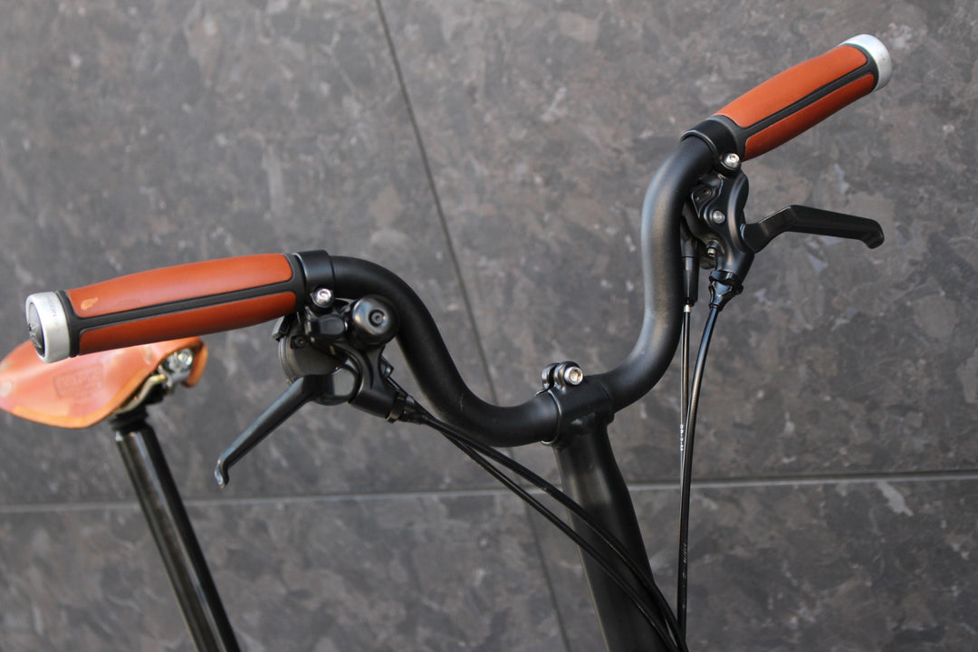 ブロンプトン BROMPTON M6R 2021 外装2S×内装3S 16インチ 折り畳み 小径車 ミニベロ ハブダイナモ 【福岡店】