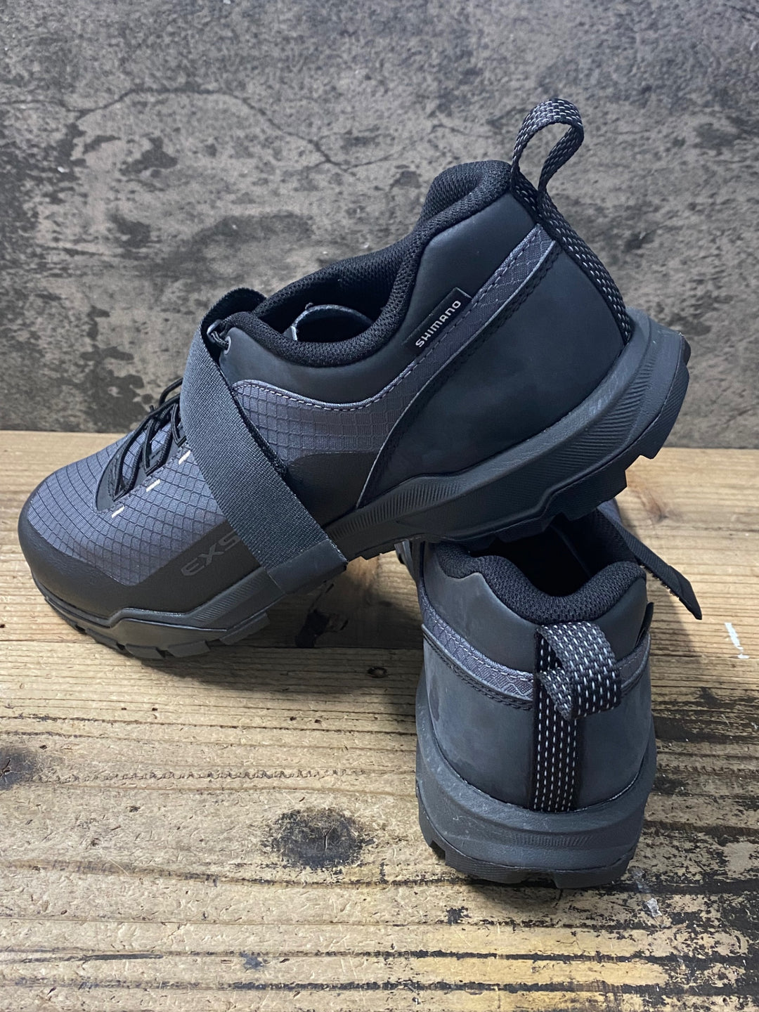 KL948 シマノ SHIMANO EX5 SH-EX500M ビンディングシューズ グレー 黒 EU44 SPD