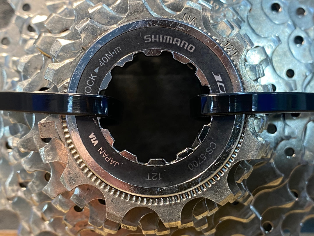 JI592 シマノ SHIMANO 105 CS-5700 スプロケット 12-27T 10S