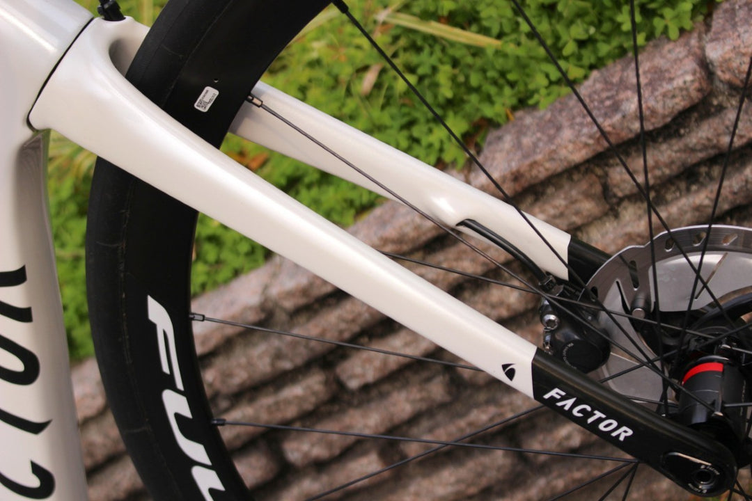 ファクター FACTOR O2 DISC 2022 52サイズ アルテグラ Di2 R8070 11S カーボン ディスク ロードバイク 【名古屋店】