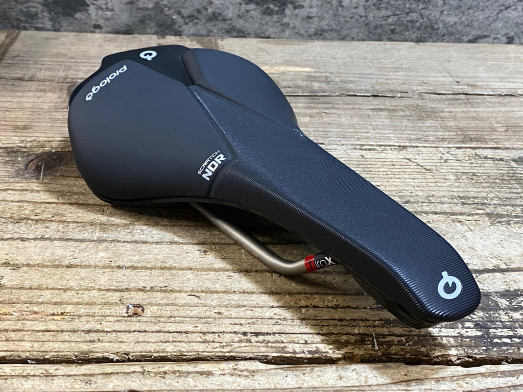 KC318 プロロゴ prologo SCRATCH NDR サドル 黒 Tirox レール – BICI