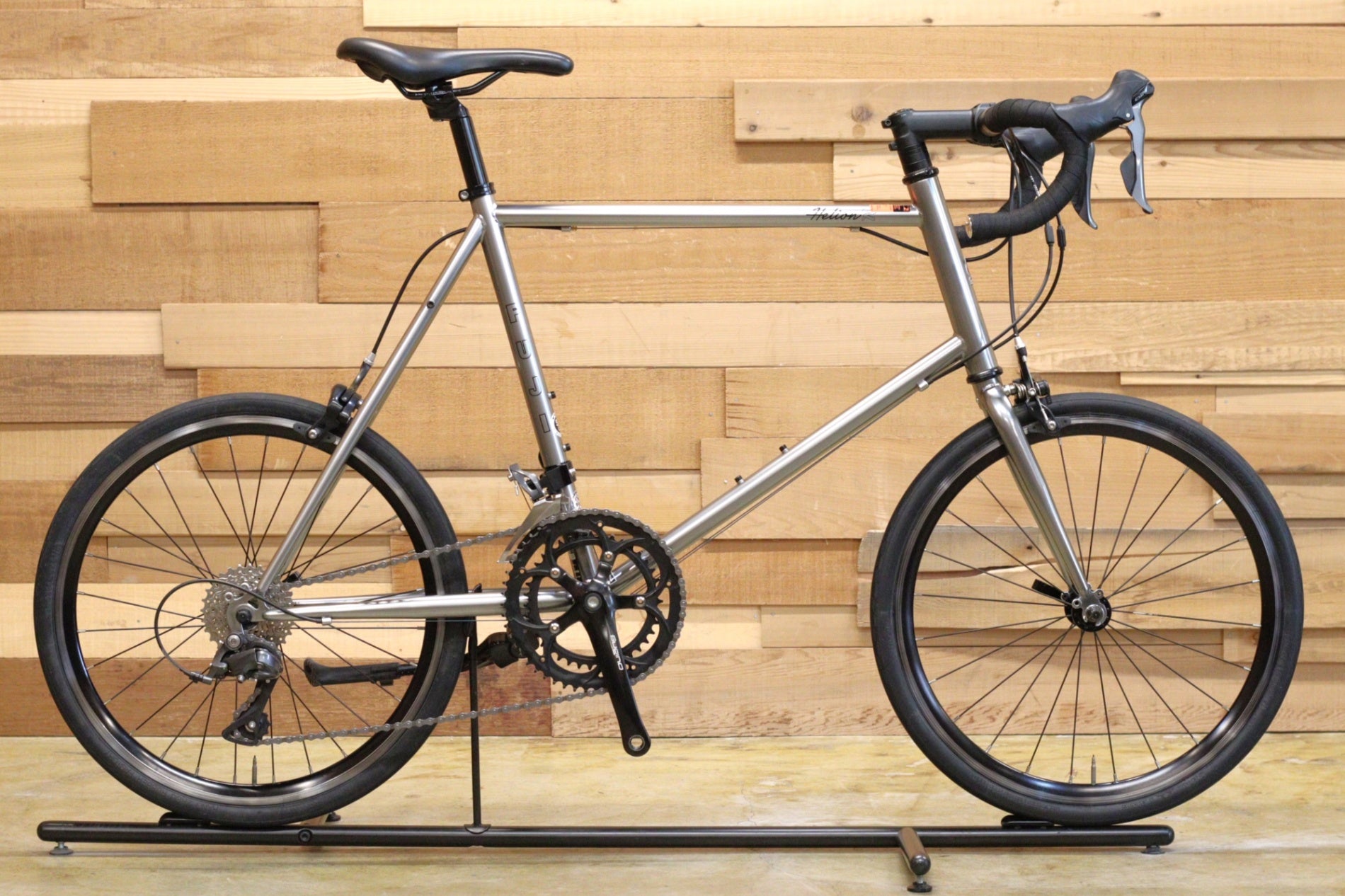 フジ FUJI ヘリオン HELION R 2018 50サイズ シマノ クラリス R2000