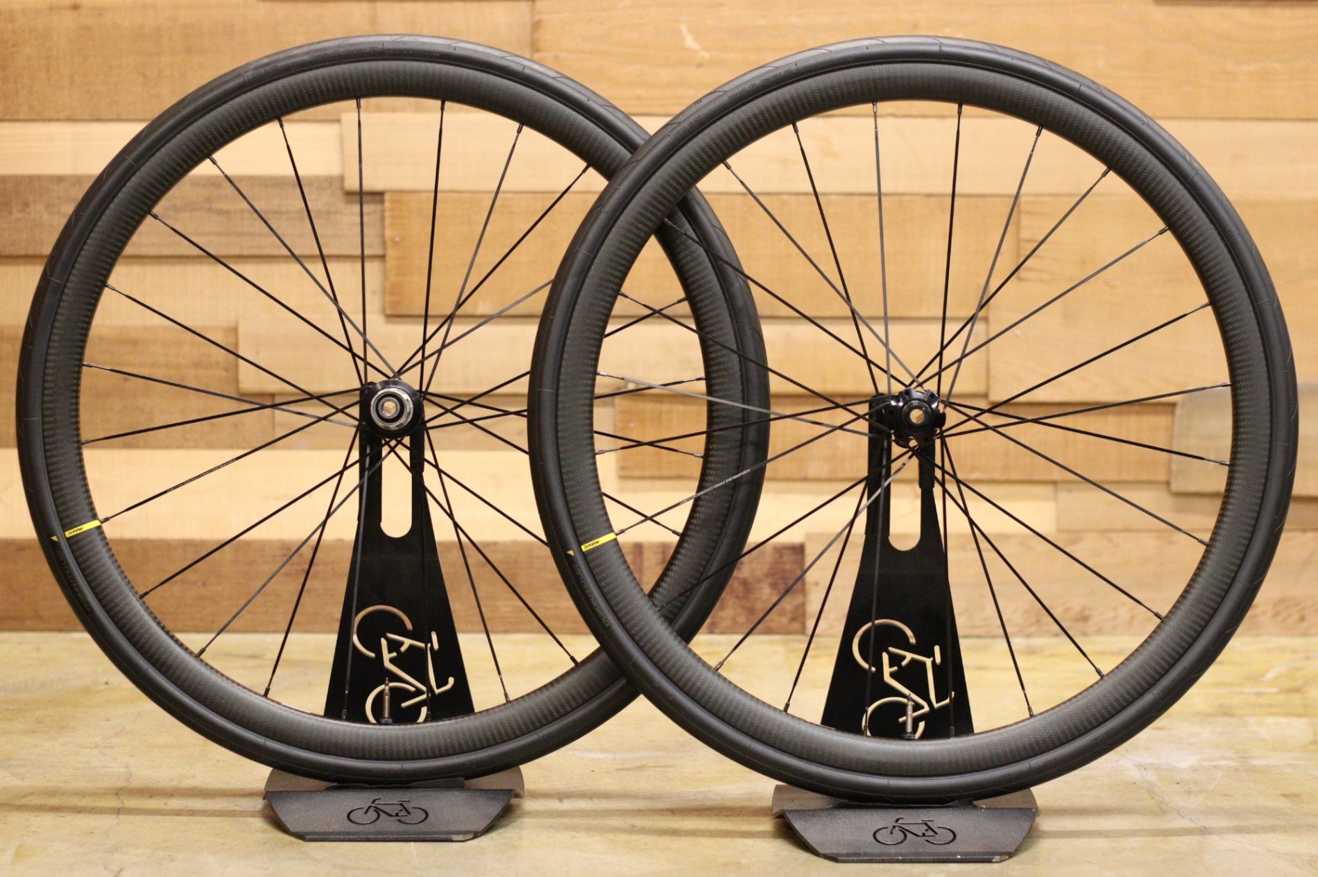 マヴィック MAVIC キシリウム プロカーボン KSYRIUM PRO CARBON UST