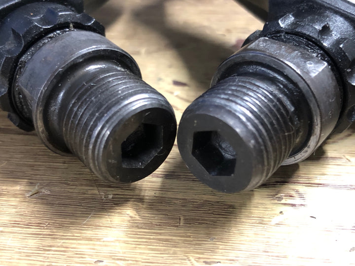 JZ353 シマノ SHIMANO PD-R550 ビンディングペダル SPD-SL