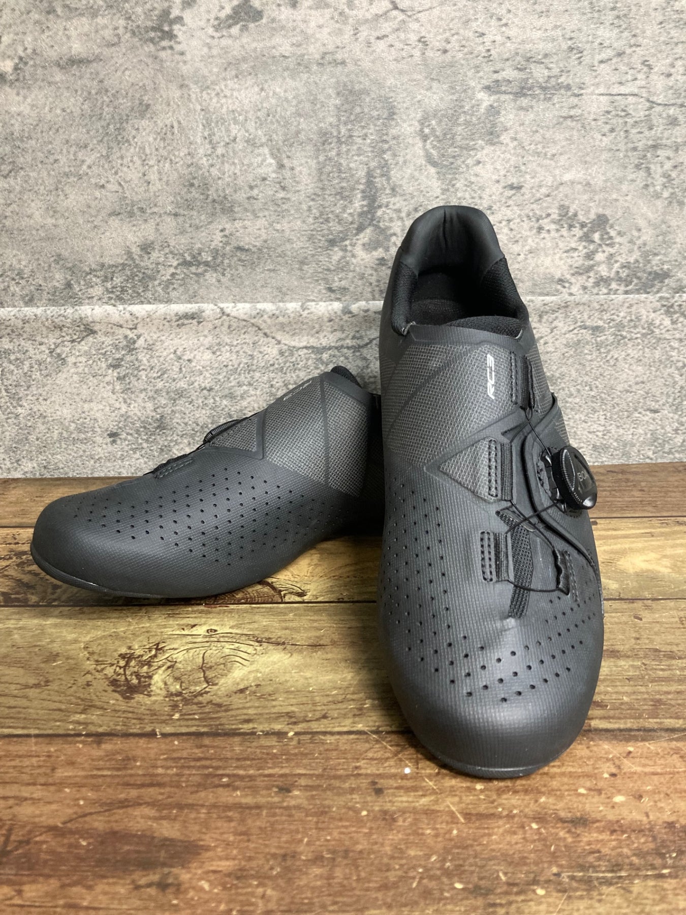 JZ983 シマノ SHIMANO RC3 SH-RC300M ビンディングシューズ 黒 EU43