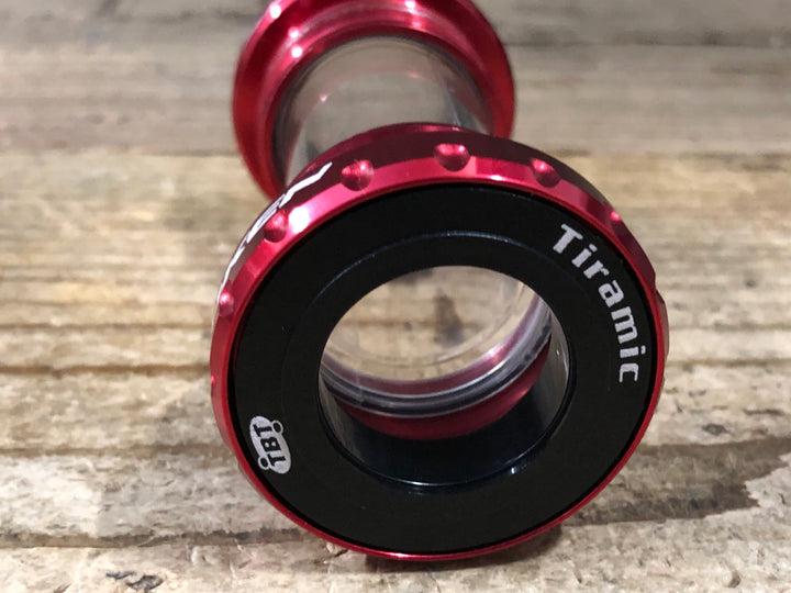 KF102 TOKEN TK878TBT セラミックベアリング BB ボトムブラケット ISO 68mm BSA