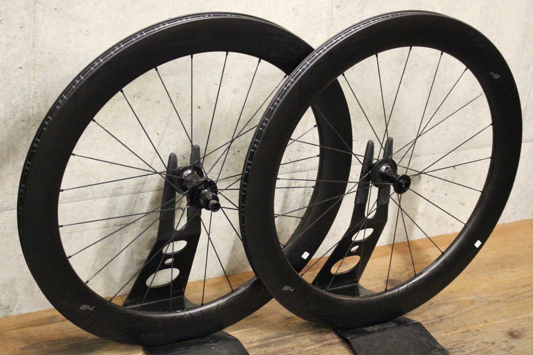 美品 超軽量700Cカーボンクリンチャーホイール前後セット 21mmワイドリム Amazon | IMUST(アイマシト)カーボン ホイール クリンチャー仕様 前後
