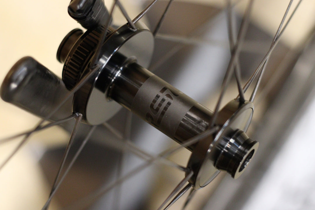 ボントレガー BONTRAGER アイオロス AEOLUS RSL51 カーボン チューブレスレディ シマノ 11/12S 【立川店】