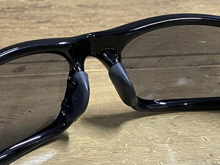 JV607 オークリー OAKLEY STRAIGHT サングラス アイウェア 黒