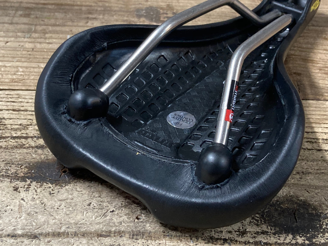 JU892 セライタリア selle italia フライト Flite titanium L1 サドル 黒 145mm チタンレール