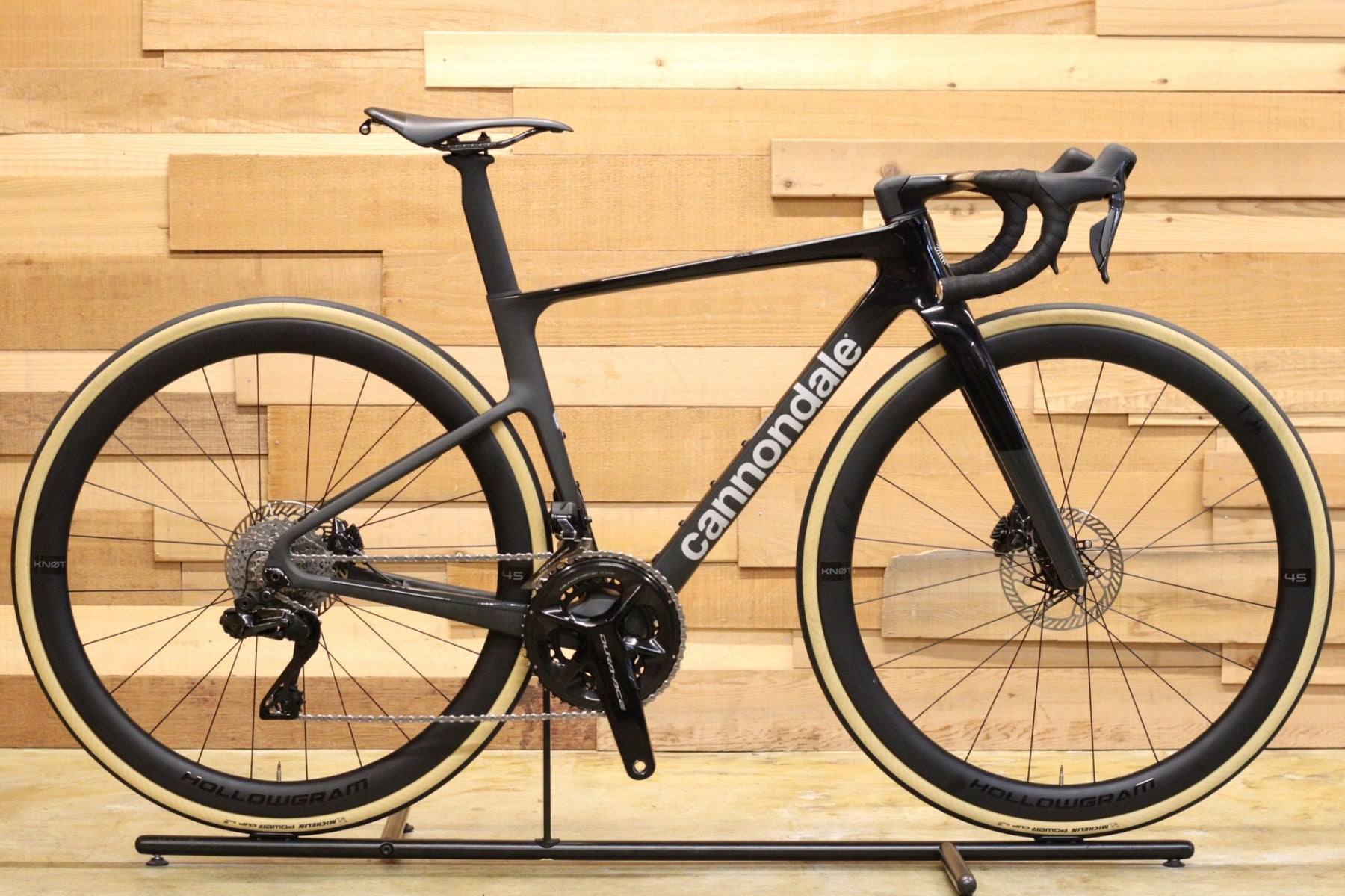 自転車本体 CANNONDALE SUPERSIX EVO Hi-mod Di2 CANNONDALE ( キャノンデール ) ロードバイク SUPERSIX EVO HI