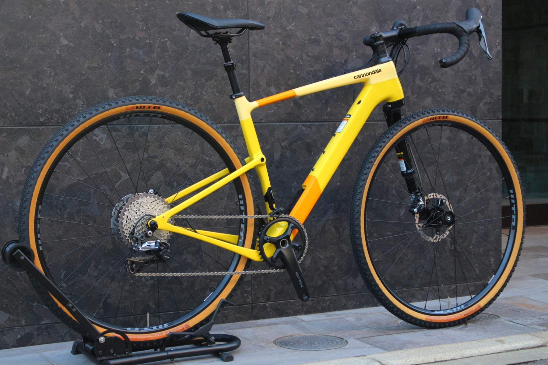 キャノンデール CANNONDALE トップストーン TOPSTONE CARBON 2 Lefty