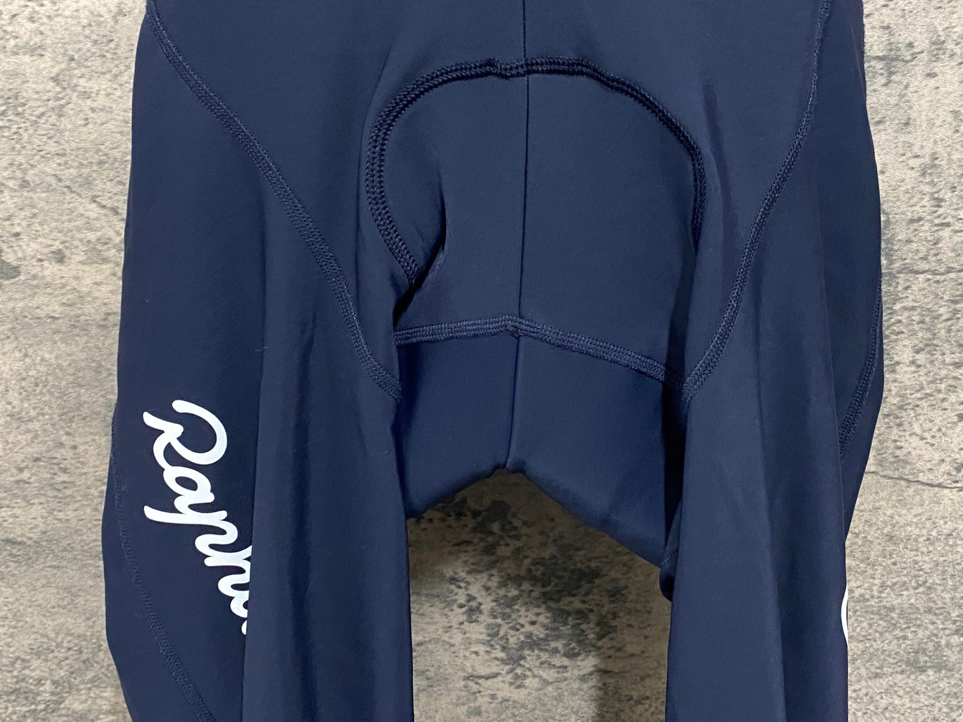 KA298 ラファ Rapha CLASSIC WINTER TIGHTS WITH PAD ビブタイツ 濃紺